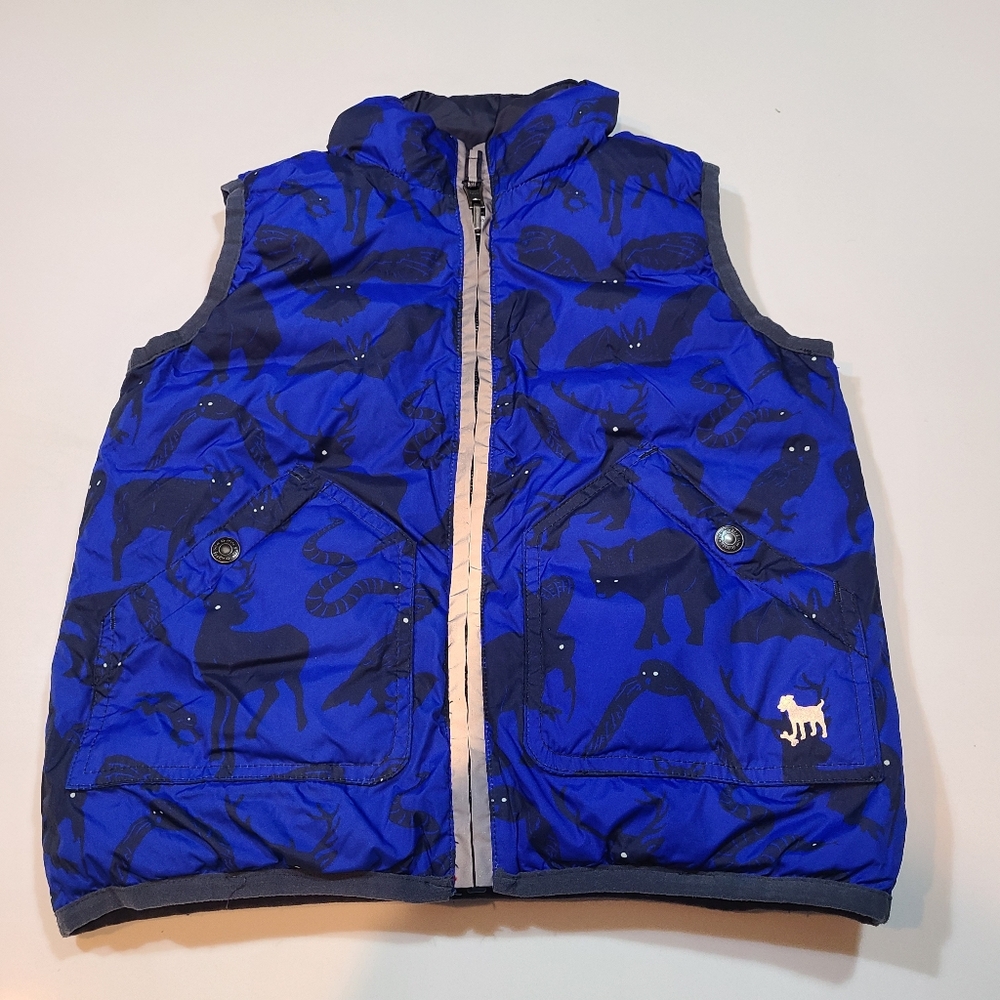 Mini Boden Reversable Bold Animal Blue Patterned Vest in Size 4-5 Years